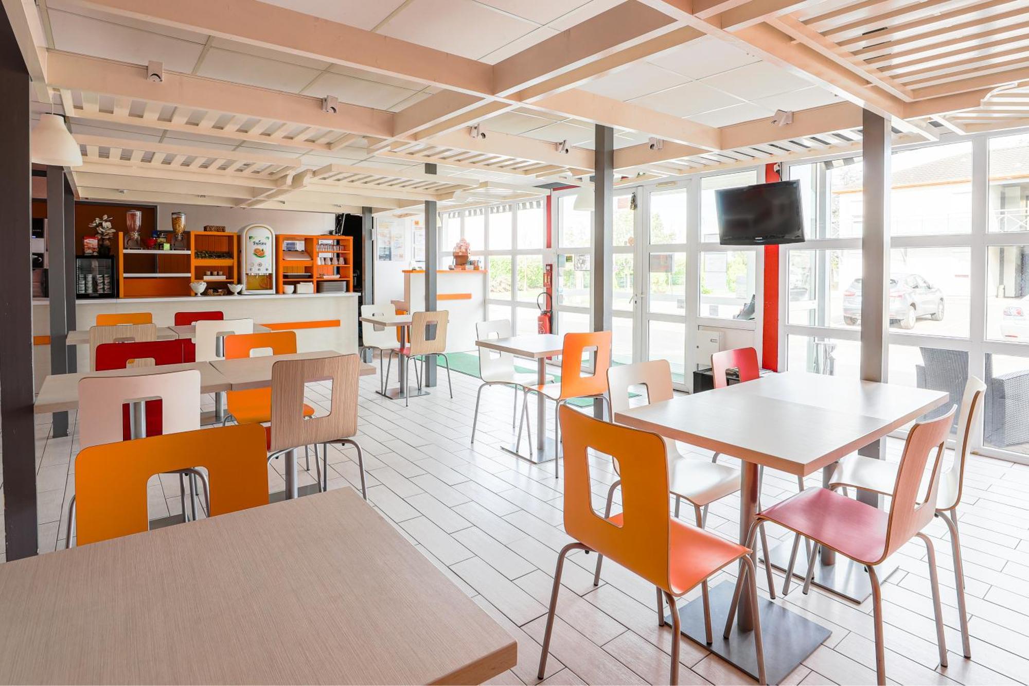 Premiere Classe Coignières Exteriér fotografie