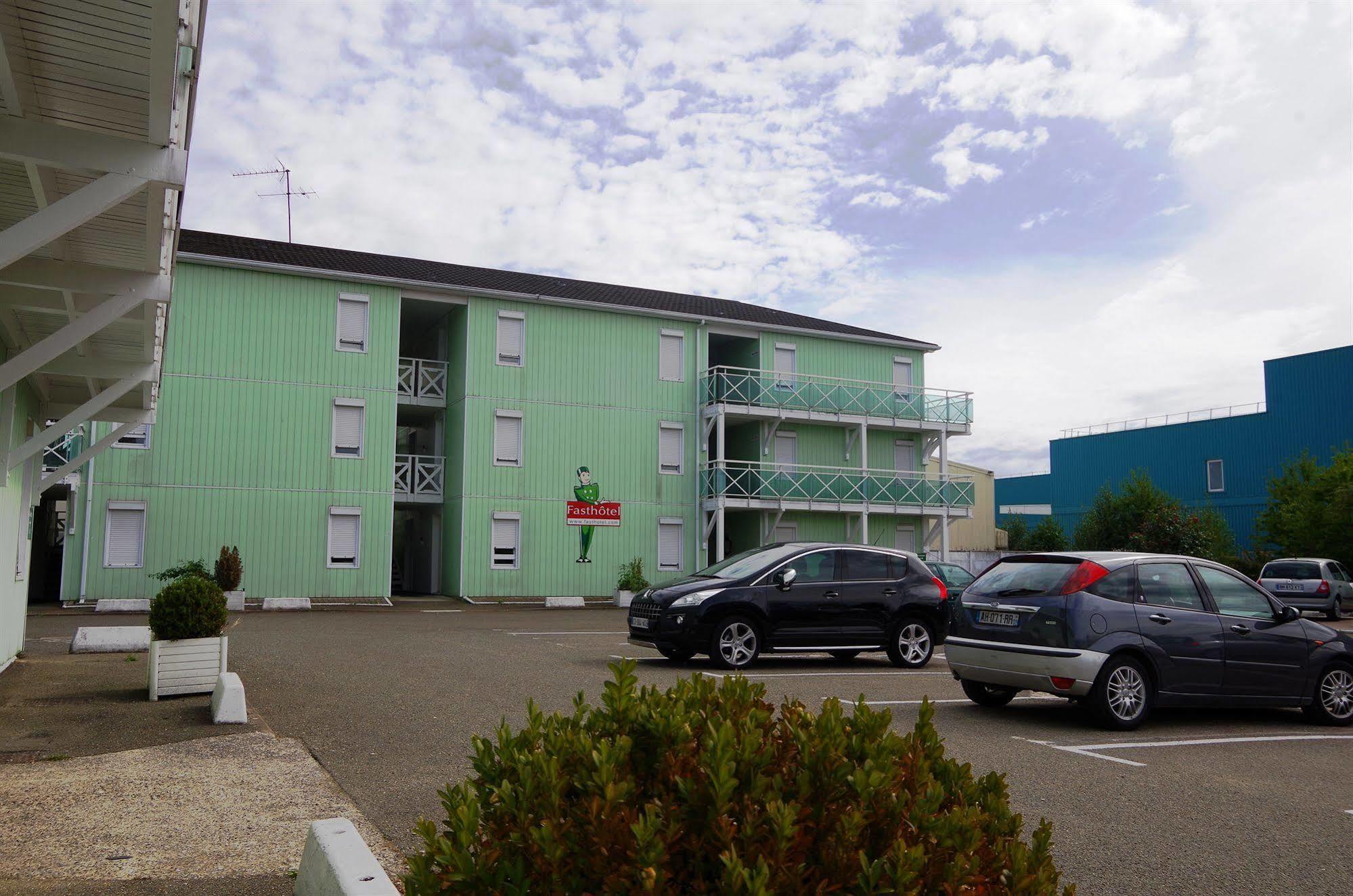 Premiere Classe Coignières Exteriér fotografie