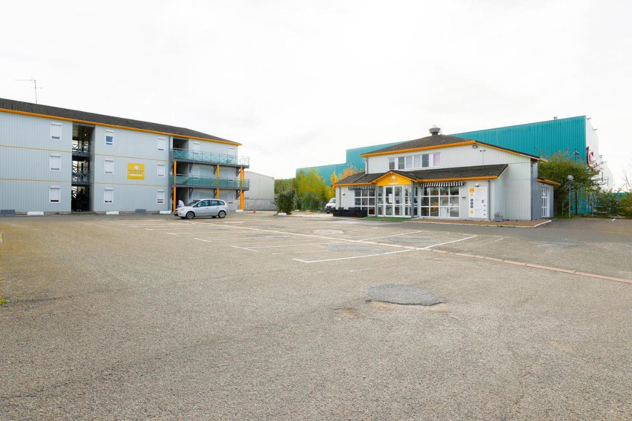 Premiere Classe Coignières Exteriér fotografie